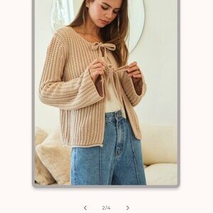 Elegant Beige Knit Cardigan